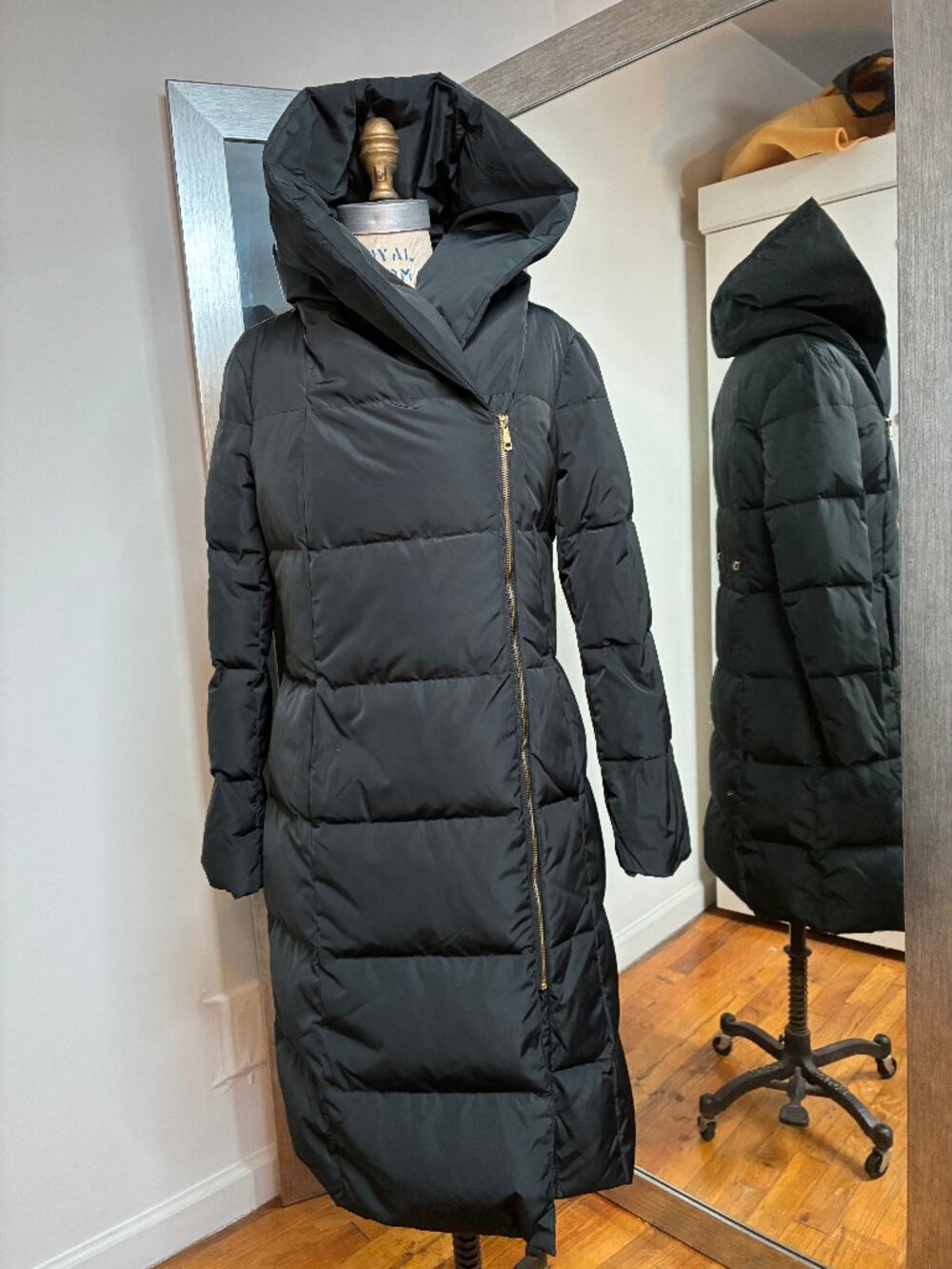 Cole Haan Signature Black Parker with hood, Size Small